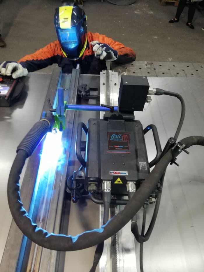 Rail Runner Gen III Modular Welding & Cutting Tractor - Image 5